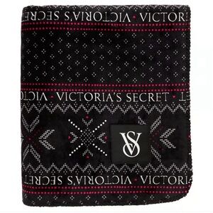 Victoria's Secret Cozy-Plush Black Blanket